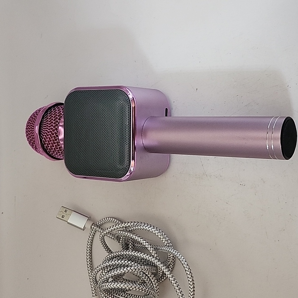 Wireless Handheld Microphone - Picture 3 of 7